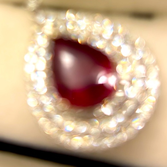 Gorgeous Ruby & Diamond Pendant 18kt. White gold from Hong Kong - Picture 17 of 17